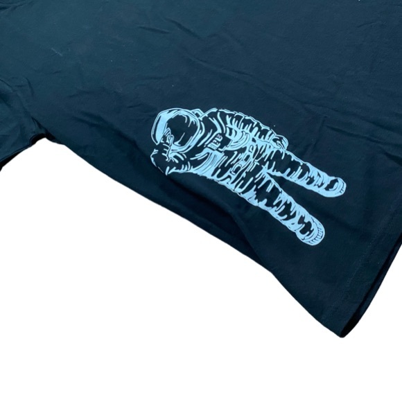 Vintage Style MTV Tee w/ Astronaut Graphic - Picture 5 of 6